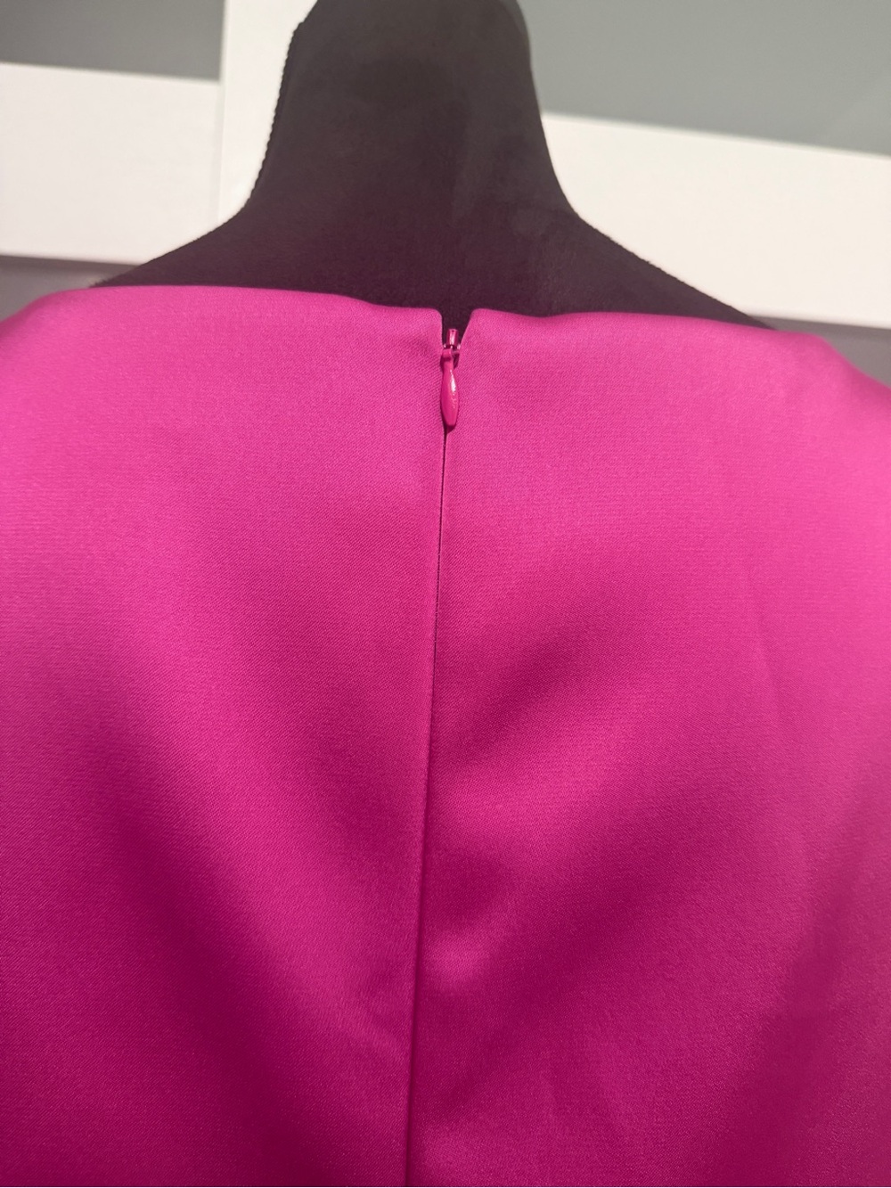 Club Monaco Sleeveless V-Neck Colourblock Dress Magenta Black - Picture 7 of 9